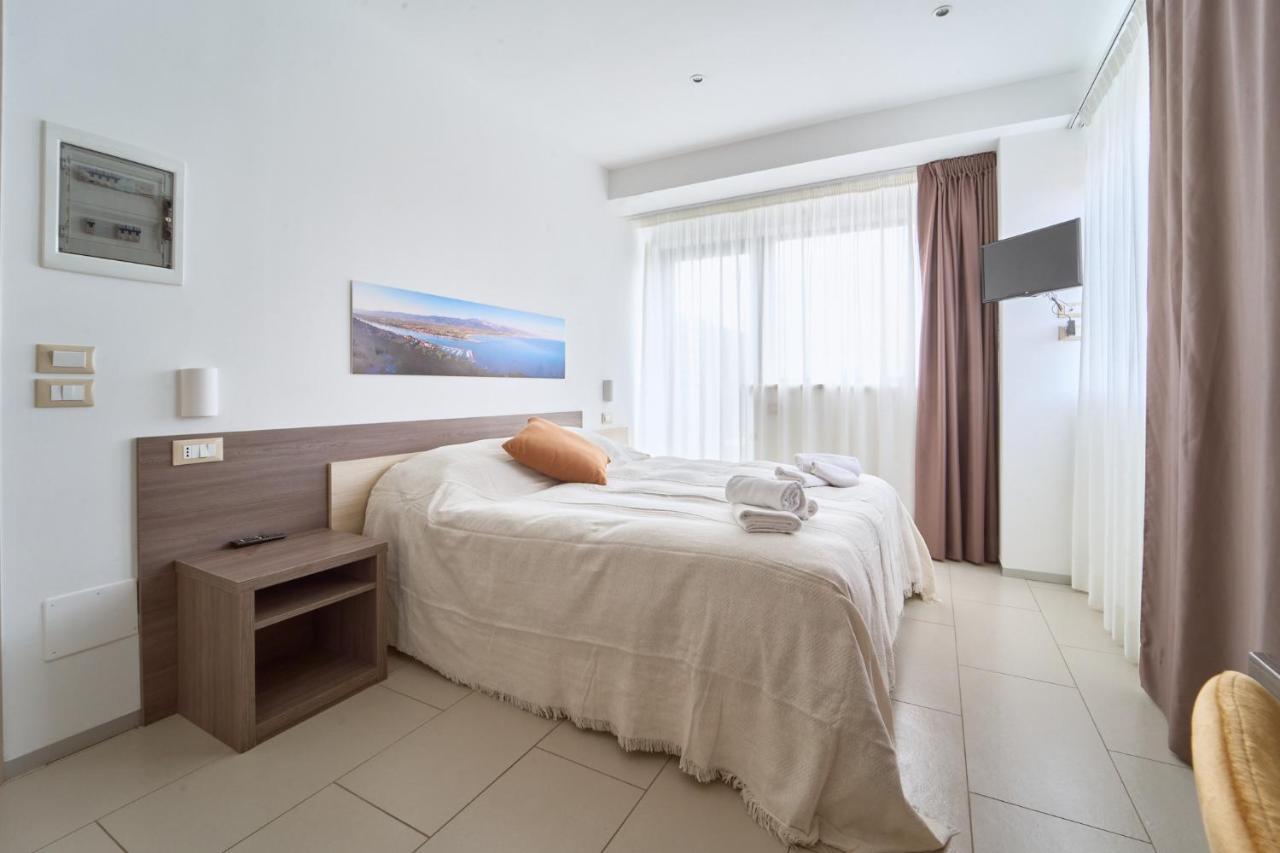 Firmafede Guest House Sarzana Exterior photo