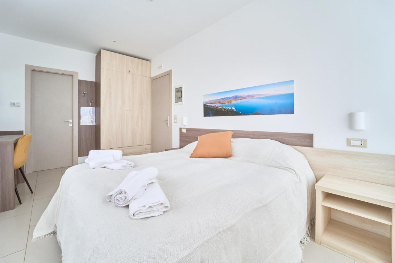 Firmafede Guest House Sarzana Exterior photo